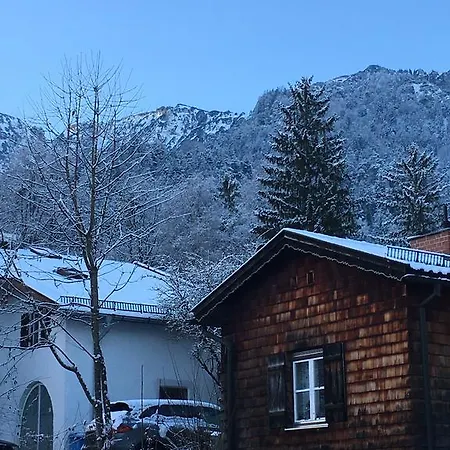 Fuchs Am Berg Feriehus *